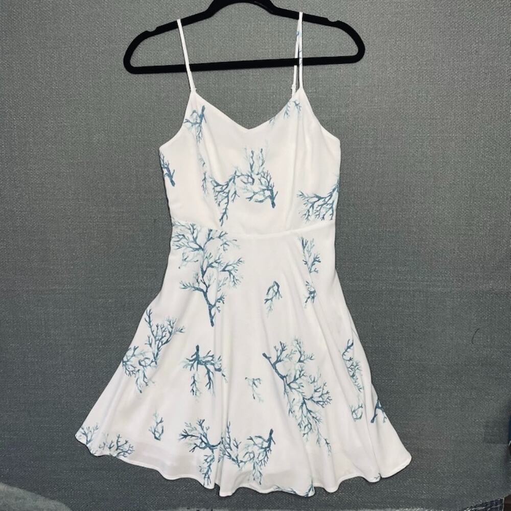 Old Navy Waist-Defined Cami Dress White with Blue Coral Smocked Side Zip Small